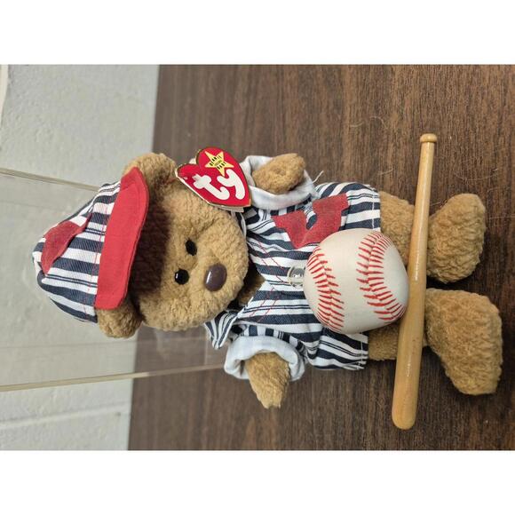 Vintage Ty Beanie Baby Baseball Bear Plush Toy in Display Case - Picture 3 of 7